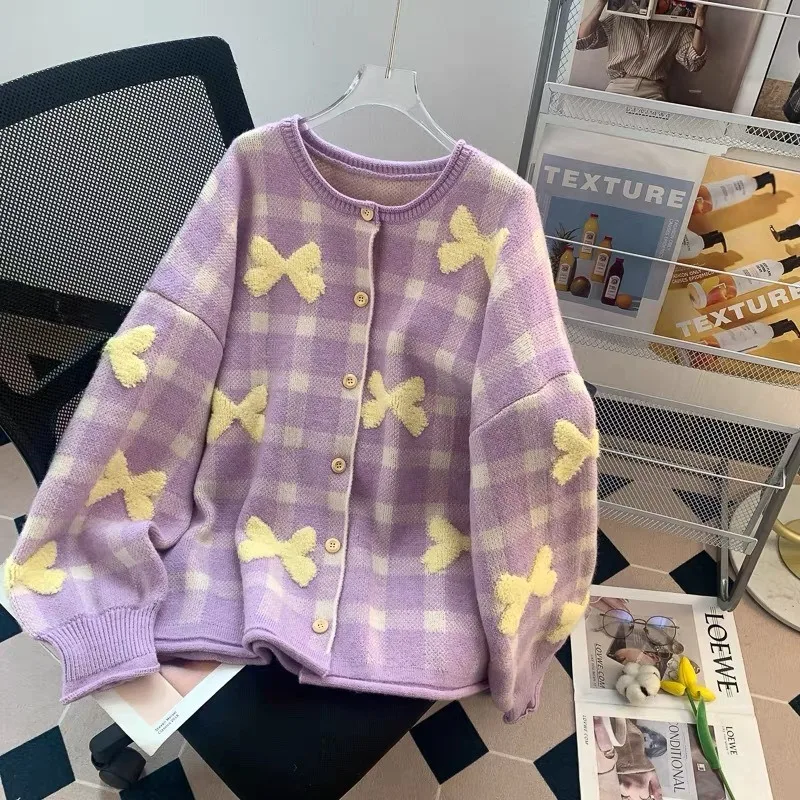Fall-Winter 2025 Korean Lazy Style Bow Sweater Women's Jacket Pre-Fall 2025 New Round Neck Sweet Check Knitted Cardigan
Fall-Winter 2025 Korean Lazy Style Bow Sweater Women's Jacket Pre-Fall 2025 New Round Neck Sweet Check Knitted Cardigan