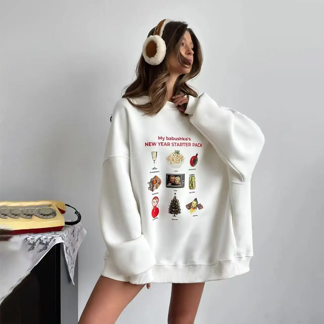 Sweet Cartoon Fashion Print Russian High Street O Neck Oversize Sweatshirt Women Thin Spring 2025 Hoodies Women Loose Casual Top
Sweet Cartoon Fashion Print Russian High Street O Neck Oversize Sweatshirt Women Thin Spring 2025 Hoodies Women Loose Casual Top