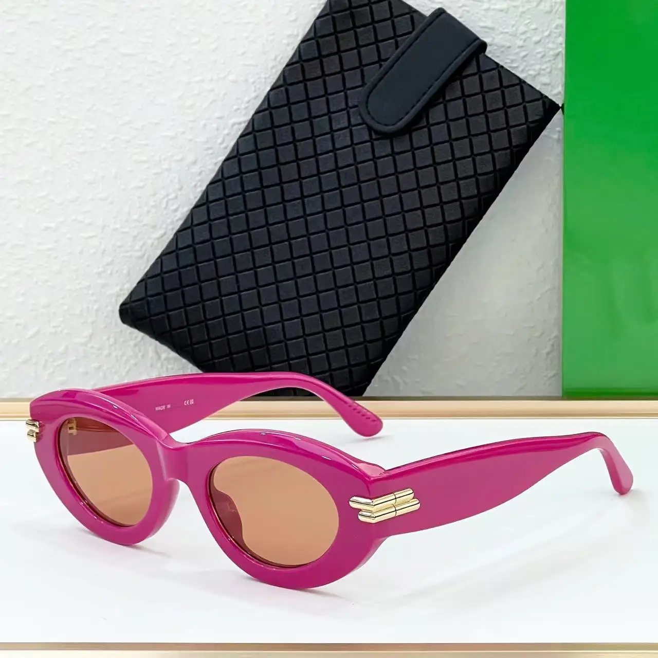 Faionable Resin Eye Sunglasses UV Protection Sunscreen Women's Sle Photoaphy Friendly Lightweight Luxury Sunglasses
Faionable Resin Eye Sunglasses UV Protection Sunscreen Women's Sle Photoaphy Friendly Lightweight Luxury Sunglasses