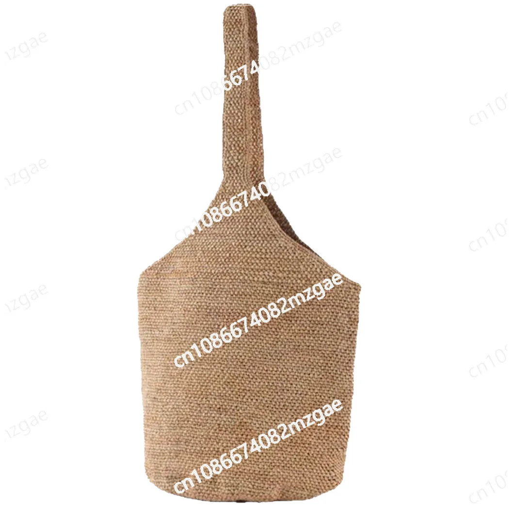 Japanese and Korean style bucket bag hand-woven raffia straw bag women's summer seaside beach travel shoulder
Japanese and Korean style bucket bag hand-woven raffia straw bag women's summer seaside beach travel shoulder