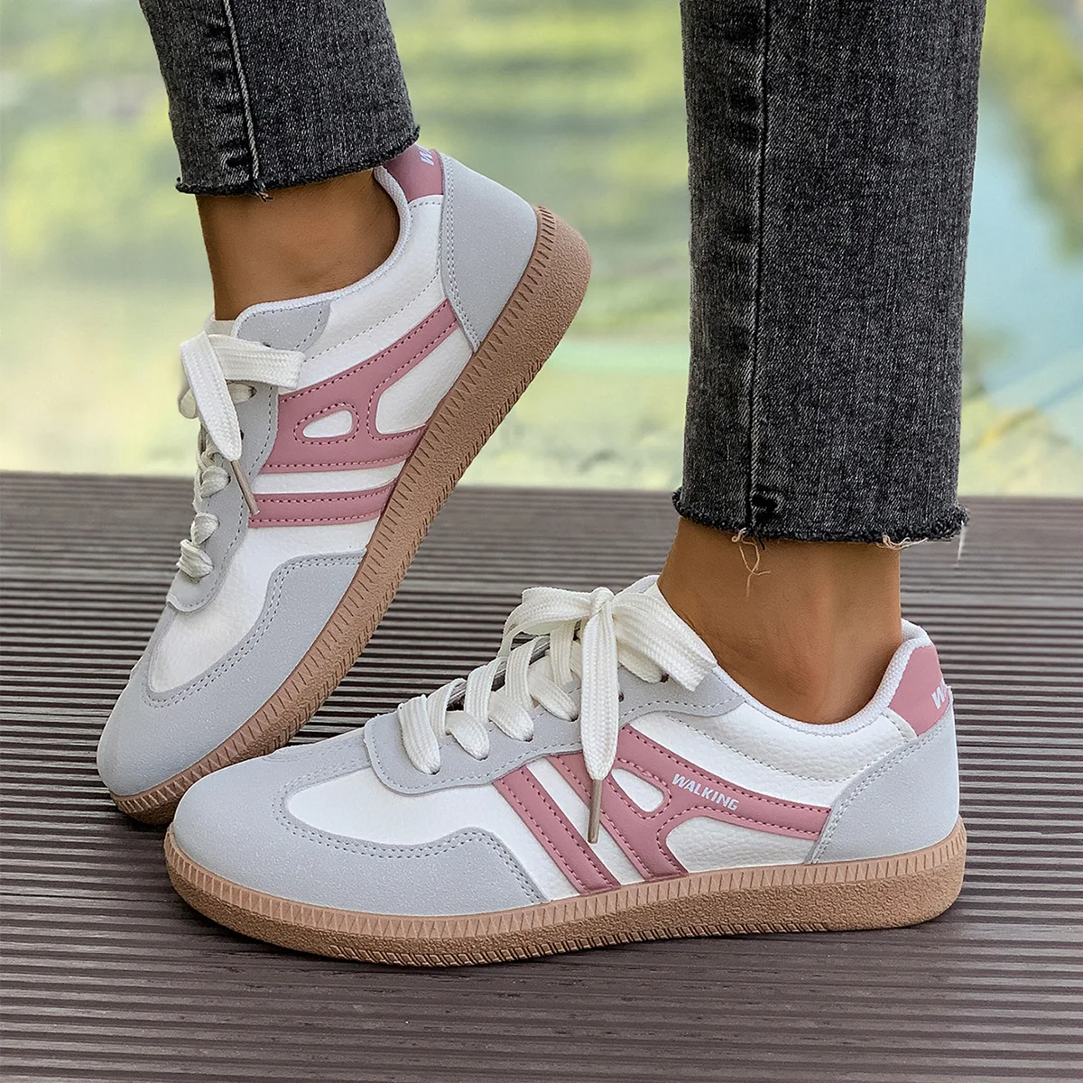 Fashion Women's Casual Shoes 2025 Soft Women Flats Comfortable Breathable Women's Sneakers Zapatillas De Mujer Кроссовки Женские
Fashion Women's Casual Shoes 2025 Soft Women Flats Comfortable Breathable Women's Sneakers Zapatillas De Mujer Кроссовки Женские