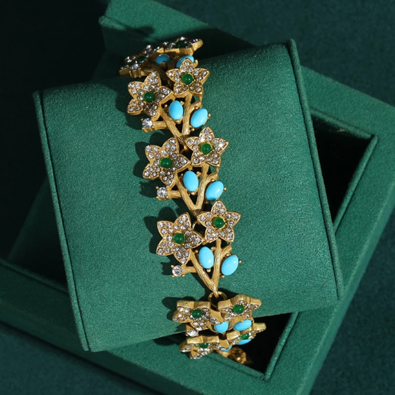 Vintage Turquoise Green Glass Star Bracelet With Rhinestone Natural Stone Woman Charm Antique Accessories Woman Luxury Jewelry
Vintage Turquoise Green Glass Star Bracelet With Rhinestone Natural Stone Woman Charm Antique Accessories Woman Luxury Jewelry