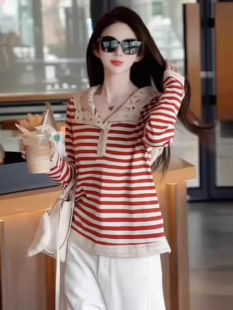 Red Stripe Lace Hoodie T-irt Women's Spring New Faion Casual Long Sve Patchwork Top European And Korean Sle Slim Fit
Red Stripe Lace Hoodie T-irt Women's Spring New Faion Casual Long Sve Patchwork Top European And Korean Sle Slim Fit