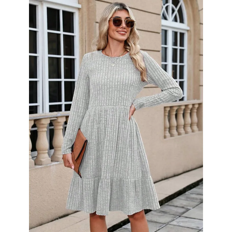 Striped Knit Dress Women's Spring Fashion Neutral Stripe Design Comfortable Fit Maxi Dress Casual Elegant Style
Striped Knit Dress Women's Spring Fashion Neutral Stripe Design Comfortable Fit Maxi Dress Casual Elegant Style