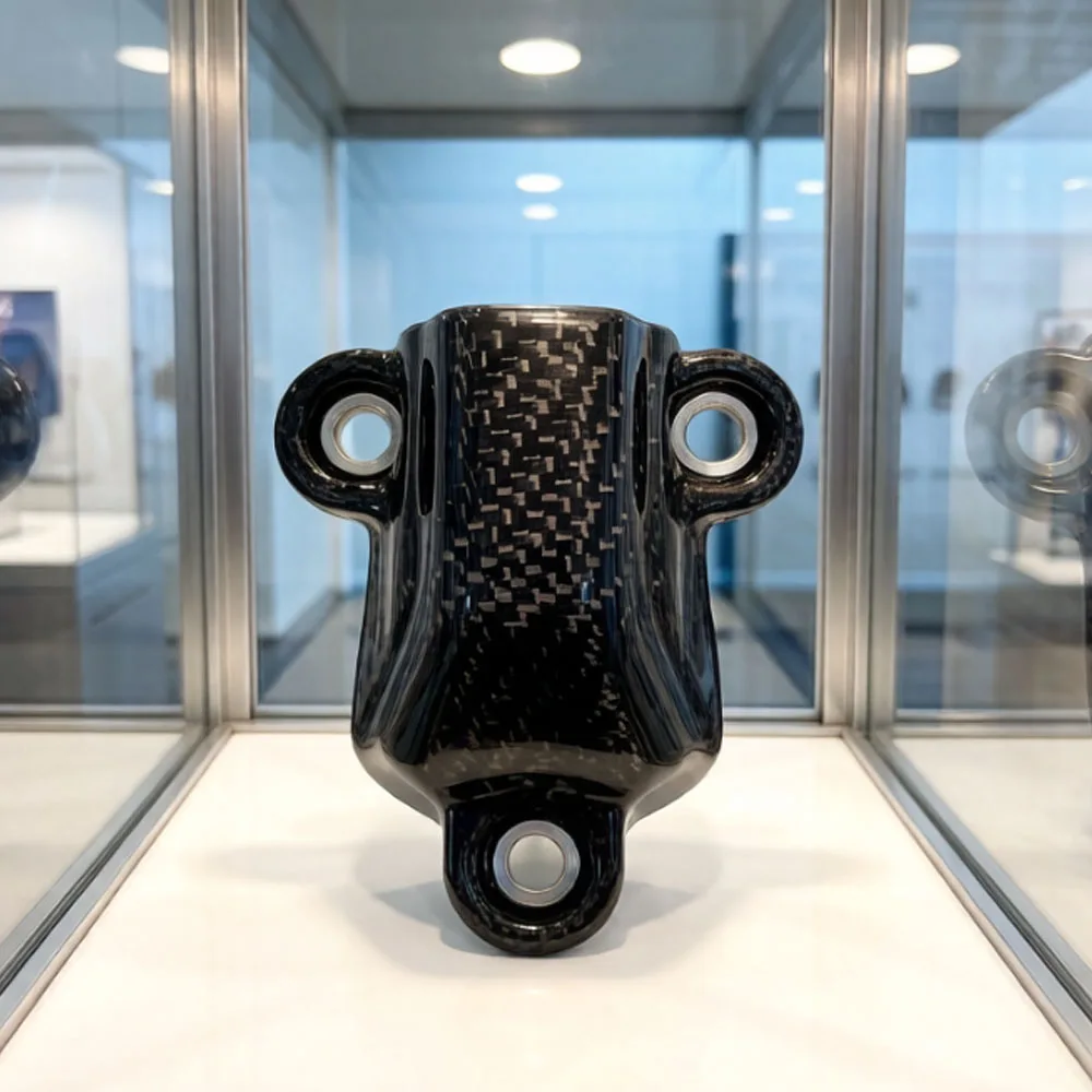 For BMW S1000RR 2019-2024 M1000RR 2020-2024 S1000R 2021-2024 M1000R 2023-2024 100% Carbon Fiber Water pump cover
For BMW S1000RR 2019-2024 M1000RR 2020-2024 S1000R 2021-2024 M1000R 2023-2024 100% Carbon Fiber Water pump cover