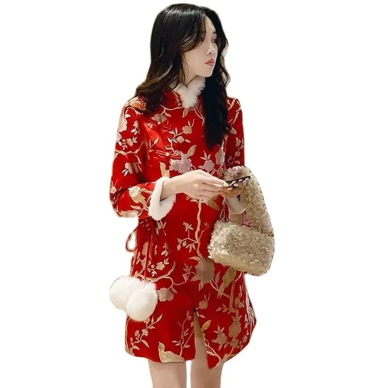 2023 Winter New Retro Fashion Cotton Modified Cheongsam Red New Year Chinese Dress Coat Cotton-Padded Jacket Tide M985
2023 Winter New Retro Fashion Cotton Modified Cheongsam Red New Year Chinese Dress Coat Cotton-Padded Jacket Tide M985
