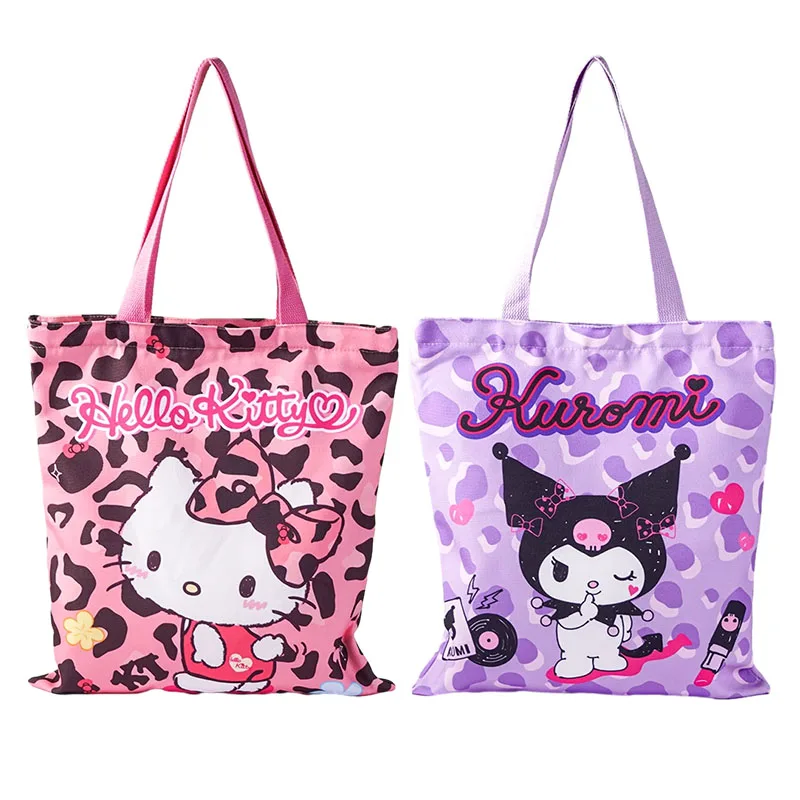 Холщовая Сумка с мультипликационным аниме Kuromi Hellokittys, портативная Большая вместительная милая сумка через плечо, портативный контейнер для хранения для девочек
Холщовая Сумка с мультипликационным аниме Kuromi Hellokittys, портативная Большая вместительная милая сумка через плечо, портативный контейнер для хранения для девочек