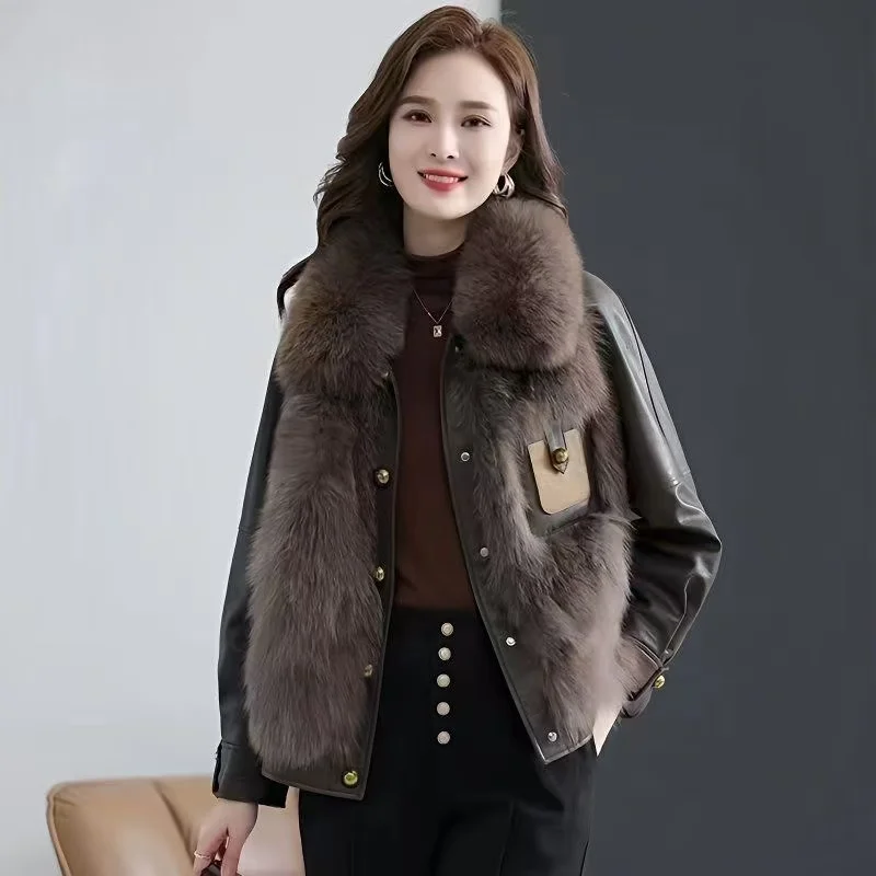 Women's Thickened Winter Imitation Fur Leather Jacket
Women's Thickened Winter Imitation Fur Leather Jacket