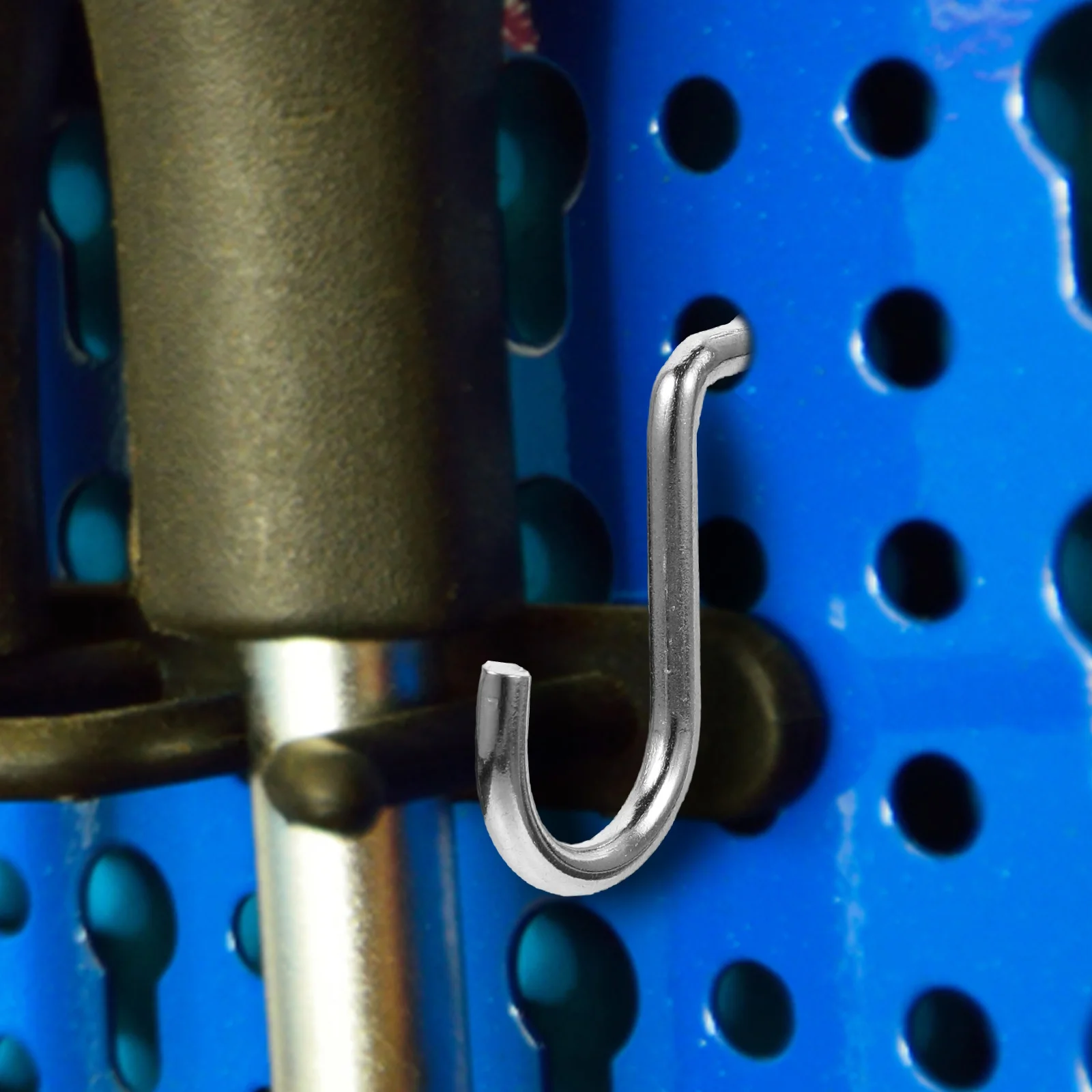 20 Pcs Peg Board Hook Pegboard Hooks Double Line Garage Hanging Iron Metal for Shop Shelving
20 Pcs Peg Board Hook Pegboard Hooks Double Line Garage Hanging Iron Metal for Shop Shelving