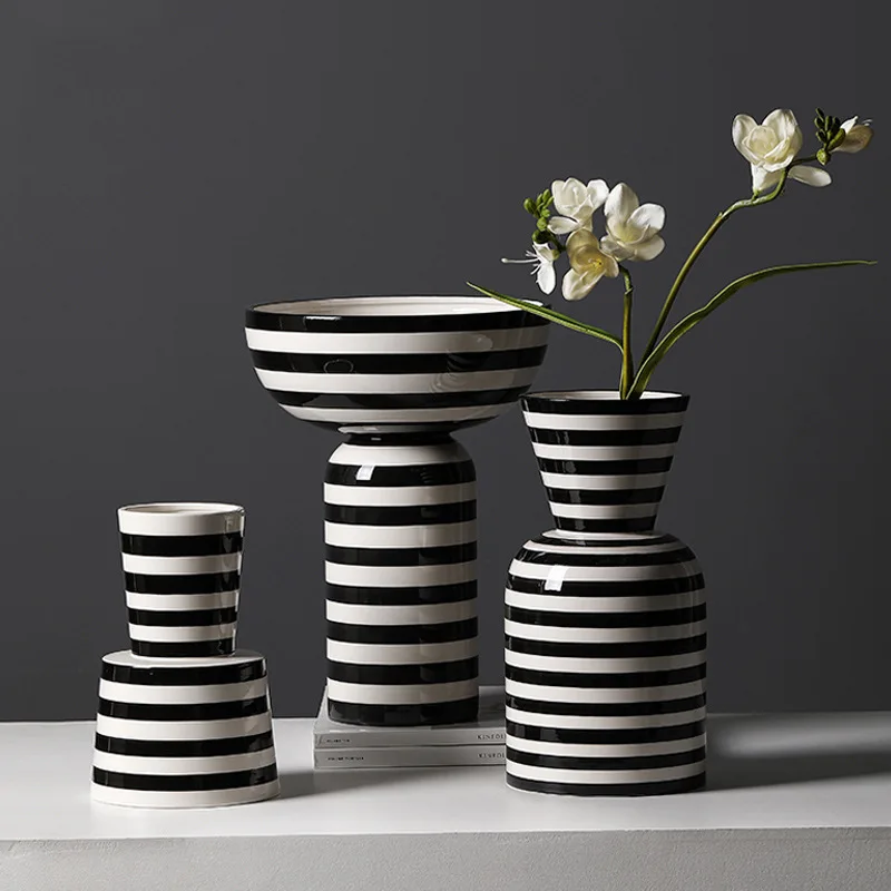 Nordic Ceramic Vase Decorations, Circular Flower Insertions, Creative Living Room and Dining Table Soft Decorations
Nordic Ceramic Vase Decorations, Circular Flower Insertions, Creative Living Room and Dining Table Soft Decorations