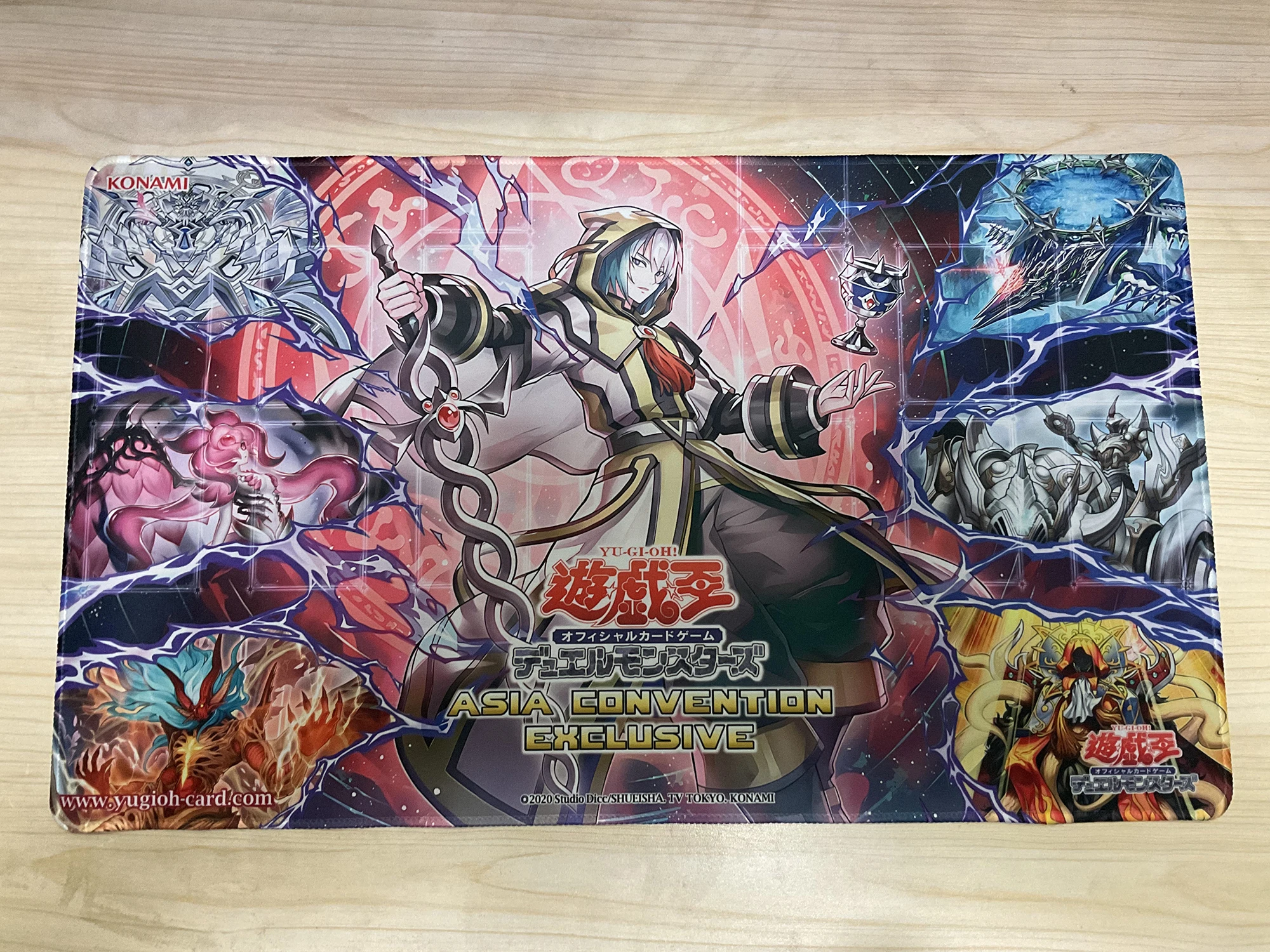 YuGiOh Aleister The Reminiscentie Playmat Virakam The Artificial Spirit DIY TCG Board Game Pad Trading Card Game Mat Mousepad
YuGiOh Aleister The Reminiscentie Playmat Virakam The Artificial Spirit DIY TCG Board Game Pad Trading Card Game Mat Mousepad