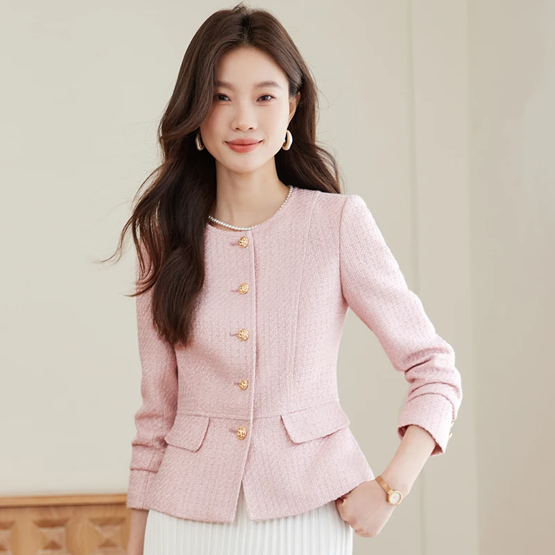 Розовое короткое пальто для женщин, осенняя новая корейская мода с круглым вырезом, облегающая женская верхняя одежда, элитный костюм, женские топы
Розовое короткое пальто для женщин, осенняя новая корейская мода с круглым вырезом, облегающая женская верхняя одежда, элитный костюм, женские топы