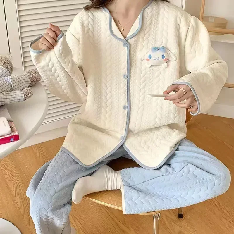 Sanrio hello kitty Cute Cinnamon Air Cotton Autumn Winter Warm Pajamas Women Thickened Cotton Long Sleeve Sleepwear Set nightgow
Sanrio hello kitty Cute Cinnamon Air Cotton Autumn Winter Warm Pajamas Women Thickened Cotton Long Sleeve Sleepwear Set nightgow