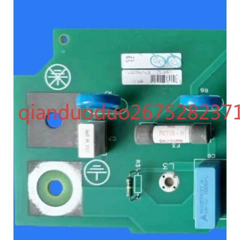 Suitable for Schneider inverter ATV61-71 series 132-160-200KW filter absorption lightning protection board SKM 3S 94 V
Suitable for Schneider inverter ATV61-71 series 132-160-200KW filter absorption lightning protection board SKM 3S 94 V