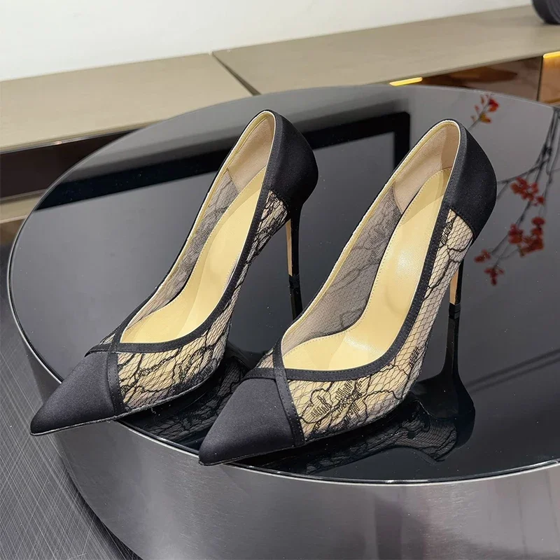 New Women Pointed Toe Thin Hight Heel Sandals Lace Mesh Splicing Shallow Mouth Single Shoes Summer Party Dress Shoes Pumps
New Women Pointed Toe Thin Hight Heel Sandals Lace Mesh Splicing Shallow Mouth Single Shoes Summer Party Dress Shoes Pumps