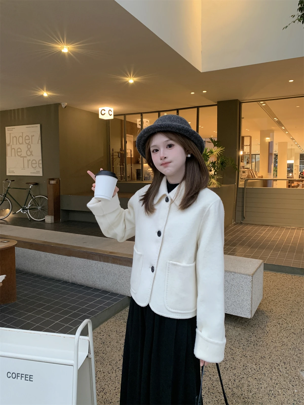 Шерстяное пальто FUGUI RICH Moonlight Gift: французский стиль, приталенный крой, для женщин, осень-зима, премиум-класс
Шерстяное пальто FUGUI RICH Moonlight Gift: французский стиль, приталенный крой, для женщин, осень-зима, премиум-класс