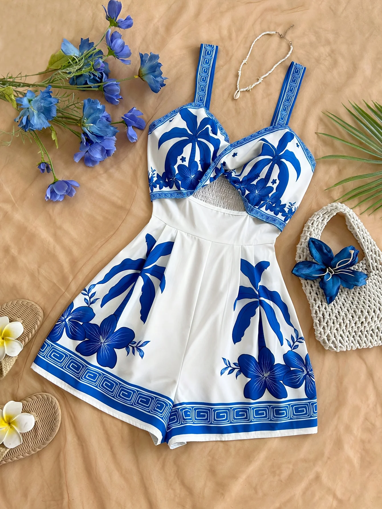 Women's vacation palm tree print hollow waist jumpsuit women's summer set floral jumpsuit vacation casual set women's summer clo
Women's vacation palm tree print hollow waist jumpsuit women's summer set floral jumpsuit vacation casual set women's summer clo