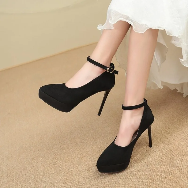 New Women's High Heels Single Shoes Buckle Thin Heel Velvet Surface Waterproof Platform Pointed Toe Shoes Black Simple Style
New Women's High Heels Single Shoes Buckle Thin Heel Velvet Surface Waterproof Platform Pointed Toe Shoes Black Simple Style