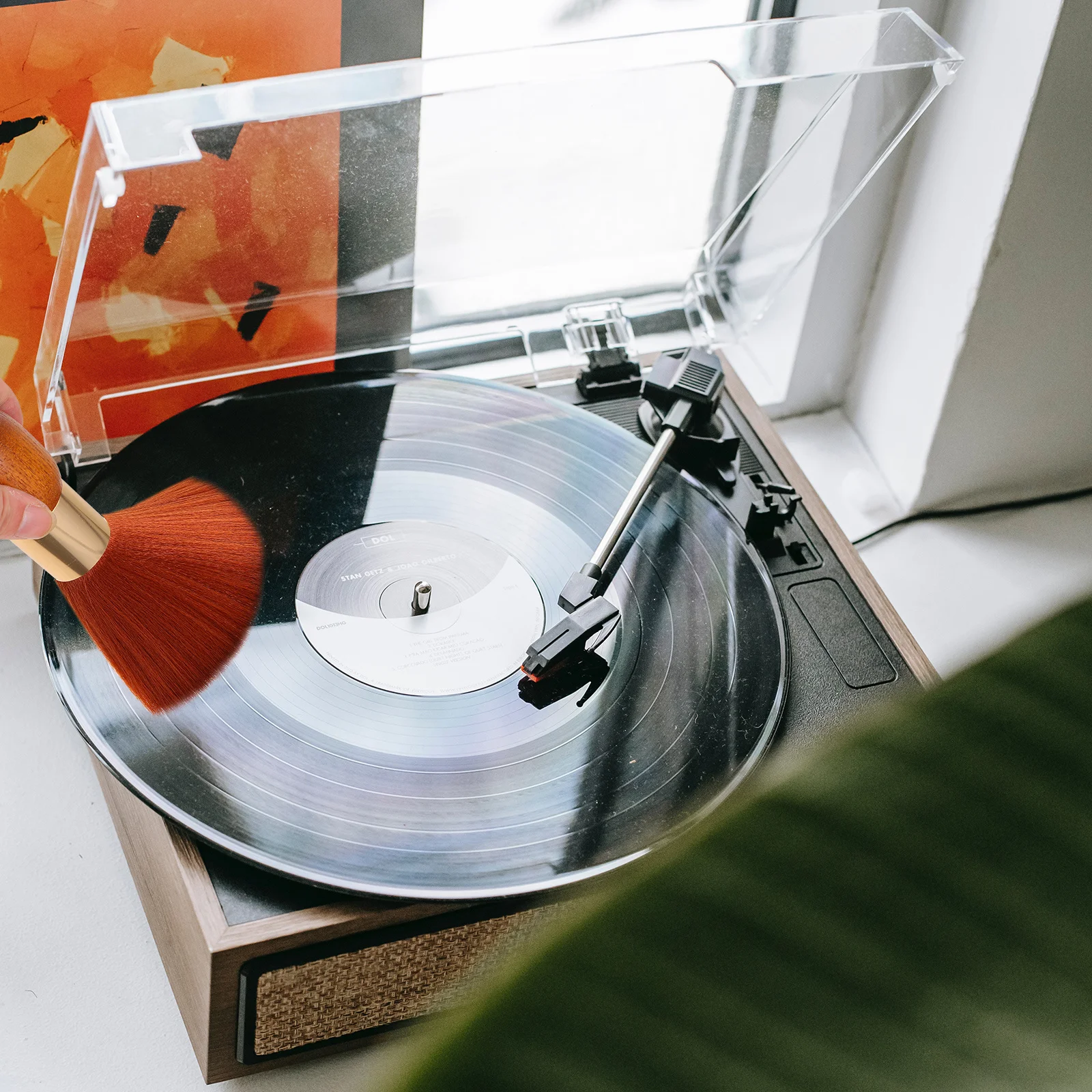 Turntable Vinyl Record Cleaner Brush Wooden Handle Static Dissipating Dust Remover Cd Album Cleaning Brush Record Vinyl Cleaner
Turntable Vinyl Record Cleaner Brush Wooden Handle Static Dissipating Dust Remover Cd Album Cleaning Brush Record Vinyl Cleaner