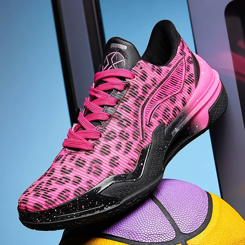 Basketball Shoes for Men and Women Low-Top Cement Floor Practical Cushioning Sports Shoes Casual Shoes
Basketball Shoes for Men and Women Low-Top Cement Floor Practical Cushioning Sports Shoes Casual Shoes