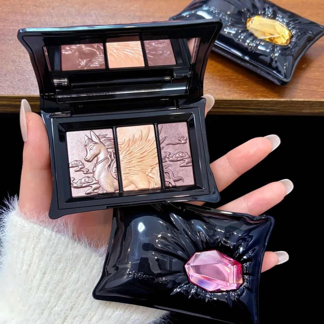 Chéeryep Glitter Eyeshadow Palette Highlighter Pigmented Neutral Browns Shimmer Finishes Professional Eye Shadow Cosmetics
Chéeryep Glitter Eyeshadow Palette Highlighter Pigmented Neutral Browns Shimmer Finishes Professional Eye Shadow Cosmetics
