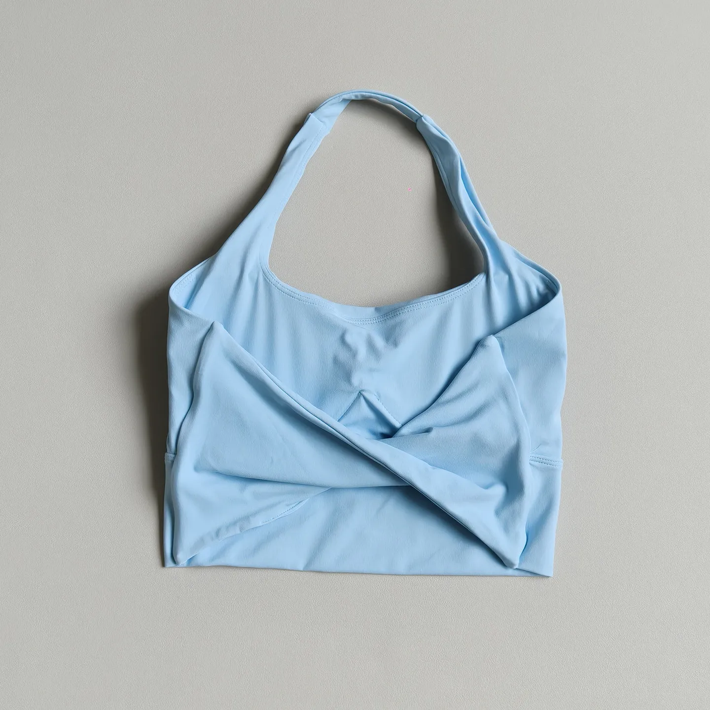 Women's Halterneck Sports Bra Quick-Drying Breathable Yoga Vest with Chest Pad No-Wires Fitness Top for Gym Running Pilates
Women's Halterneck Sports Bra Quick-Drying Breathable Yoga Vest with Chest Pad No-Wires Fitness Top for Gym Running Pilates