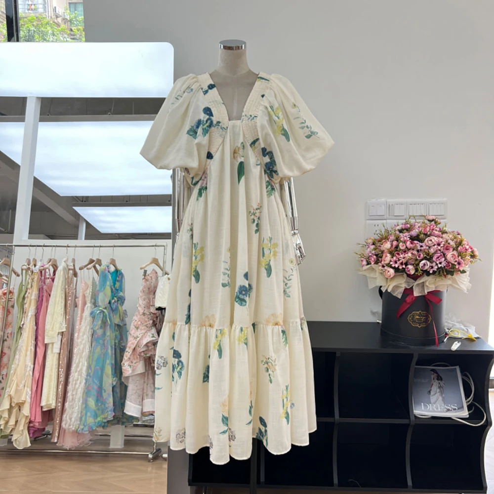 plus Size Bubble Sleeve Vintage Floral Print Beige Midi Dress Casual Loose Vacation Dress
plus Size Bubble Sleeve Vintage Floral Print Beige Midi Dress Casual Loose Vacation Dress