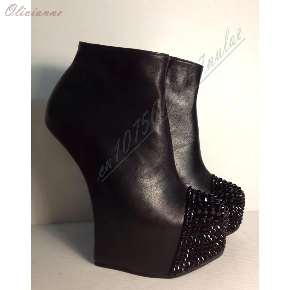 Front Metal Crystals Design Shallow Pumps Strange Style High Heel Black Platform Side Zipper 2026 Fashion Sexy Shoes for Women
Front Metal Crystals Design Shallow Pumps Strange Style High Heel Black Platform Side Zipper 2026 Fashion Sexy Shoes for Women