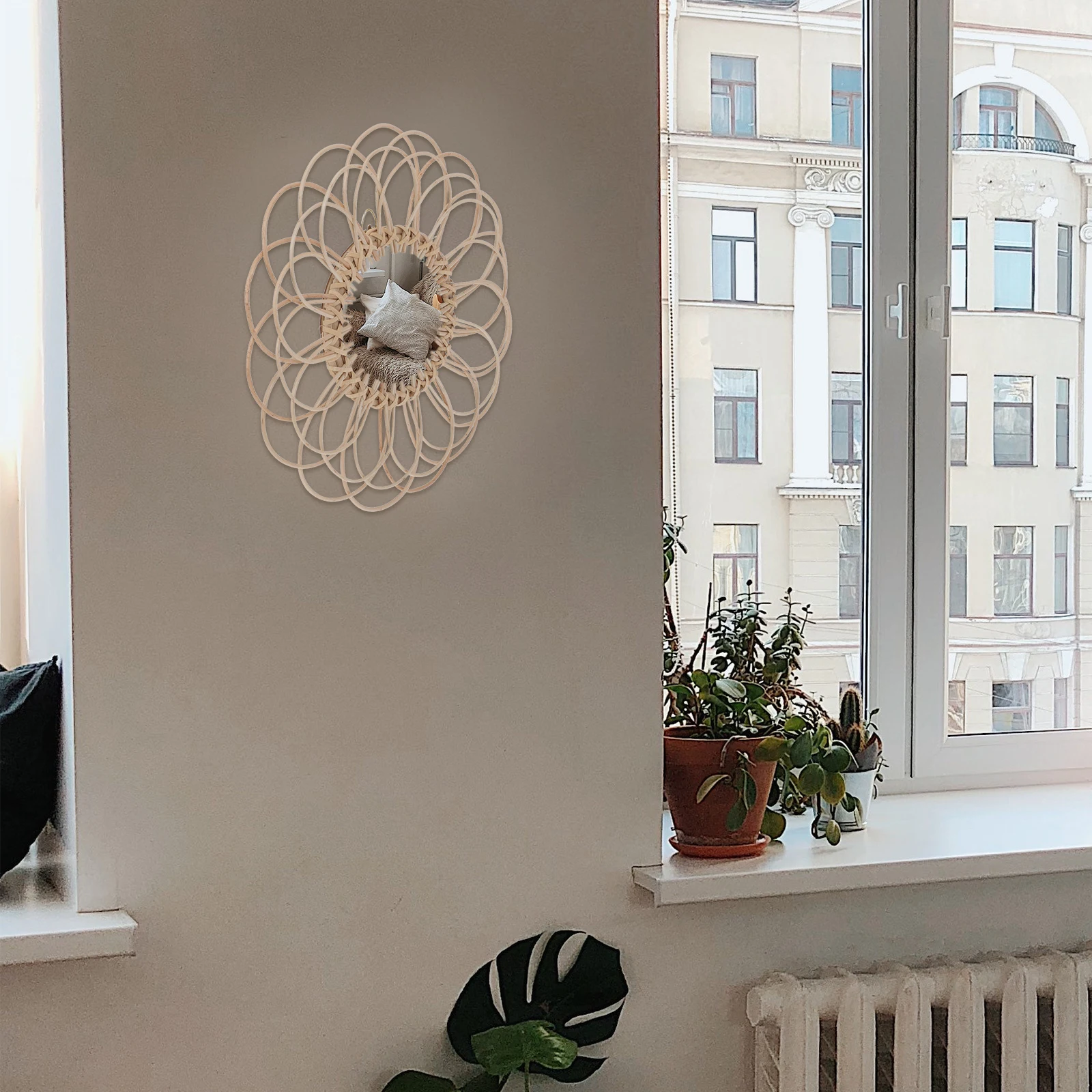 Rattan Decorative Mirror Wall Art Safe Material Use Chic Design Hanging Metal Mirrors Willow Woven Office Home Adornment
Rattan Decorative Mirror Wall Art Safe Material Use Chic Design Hanging Metal Mirrors Willow Woven Office Home Adornment