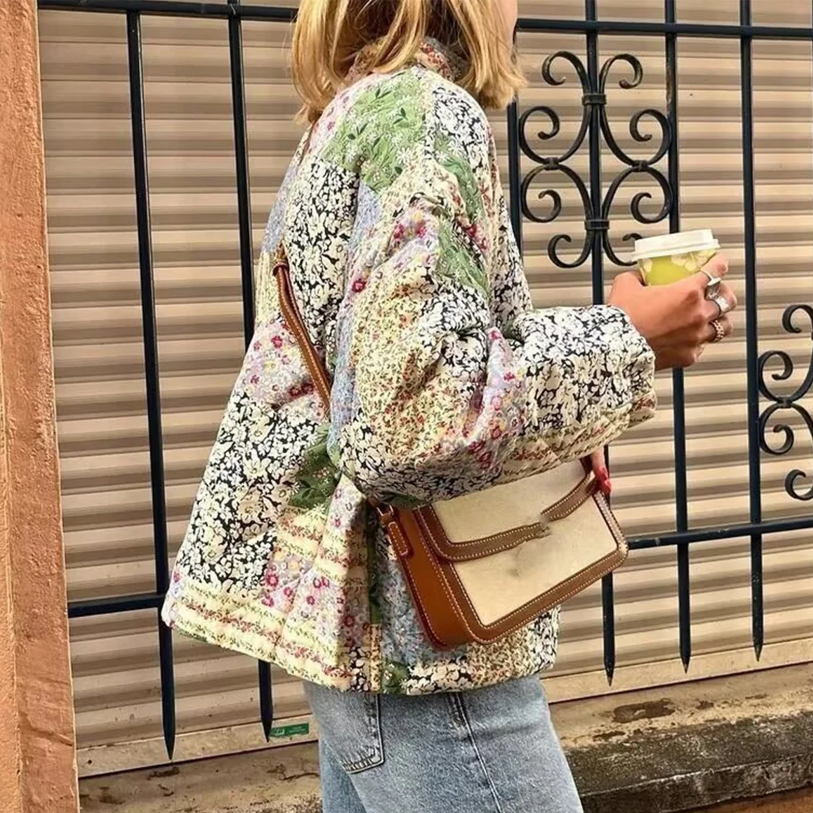 Winter Warm Retro Patchwork Quilted Coat Long Sleeve Button Up Outwear with Pockets Women's Y2K Floral Puffer Jacket
Winter Warm Retro Patchwork Quilted Coat Long Sleeve Button Up Outwear with Pockets Women's Y2K Floral Puffer Jacket