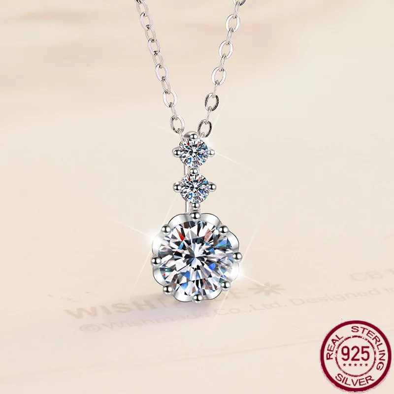 New S925 pure silver necklace with snowflake pattern classic fashion jewelry moissanite pendant collarbone chain wedding jewelry
New S925 pure silver necklace with snowflake pattern classic fashion jewelry moissanite pendant collarbone chain wedding jewelry