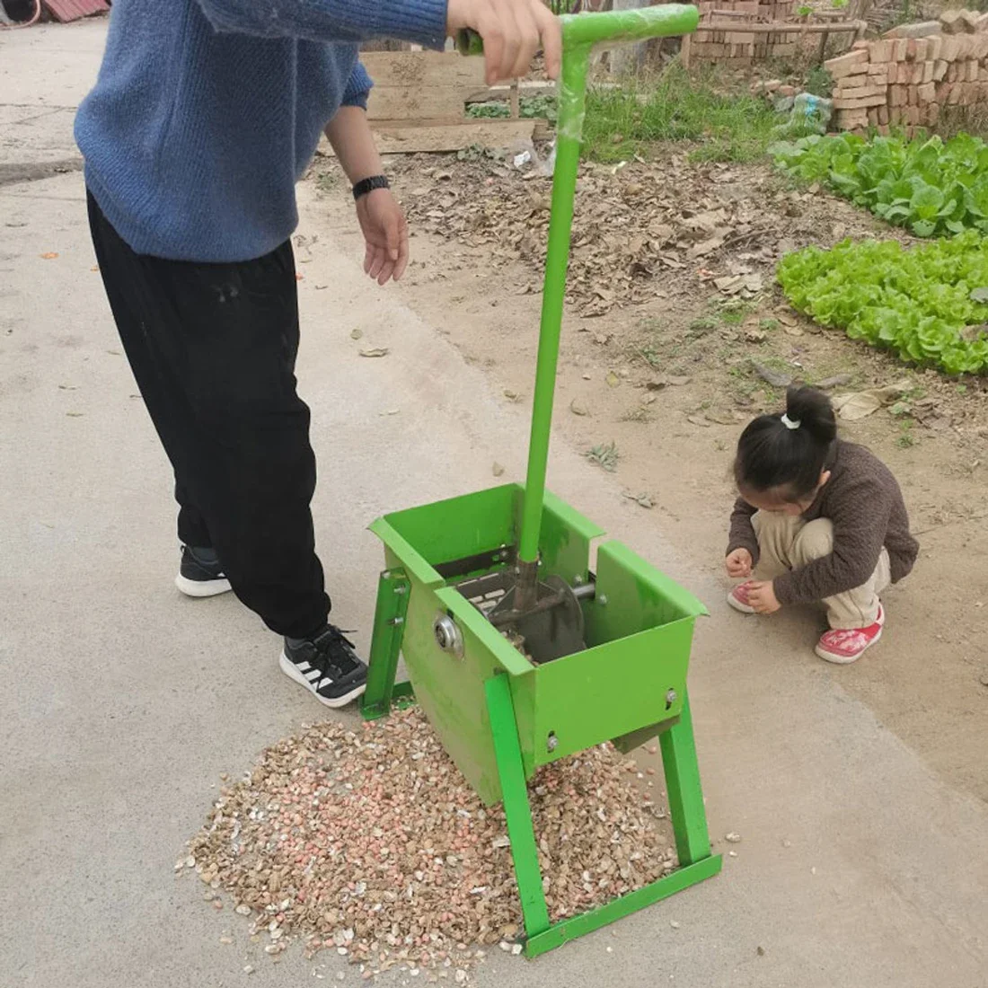 Hand Cranked Peanut Shelling Peeling Machine Manual Peanut Shelling Machine Peanut Peeling Machine
Hand Cranked Peanut Shelling Peeling Machine Manual Peanut Shelling Machine Peanut Peeling Machine