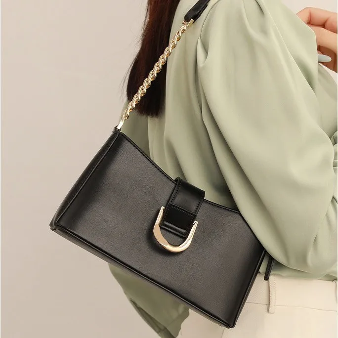 Cross-Border Foreign Trade Underarm Bag 2026 Spring/Summer New Vintage Commuter Shoulder Bag Simple Chain Crossbody Women's Bag
Cross-Border Foreign Trade Underarm Bag 2026 Spring/Summer New Vintage Commuter Shoulder Bag Simple Chain Crossbody Women's Bag