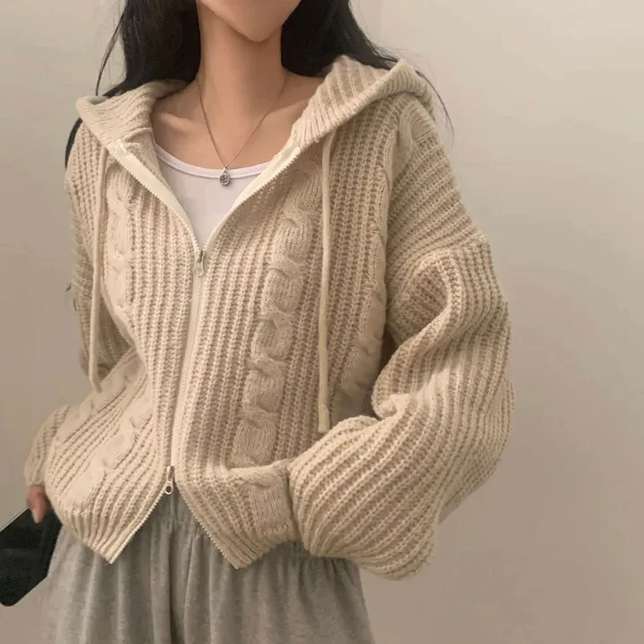 Chic Autumn Winter Thiened Long Sve Zipper Hoodie Sweater Coat Women's Ele Vintage Design Anti-Aging Trendy Outerwear
Chic Autumn Winter Thiened Long Sve Zipper Hoodie Sweater Coat Women's Ele Vintage Design Anti-Aging Trendy Outerwear