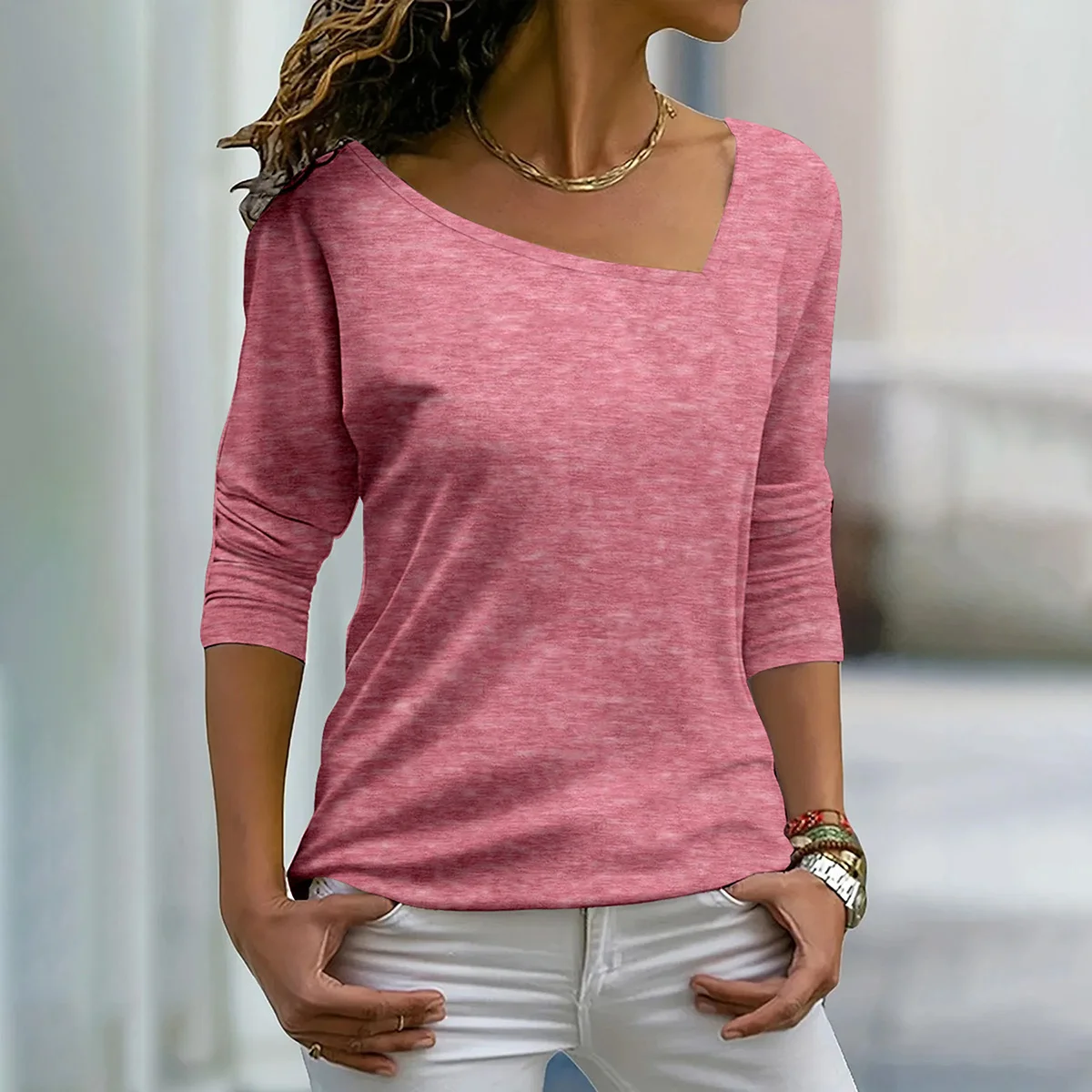 Элегантный повседневный однотонный топ с длинными рукавами и длинными рукавами в европейском и американском стиле 2025 года.
Элегантный повседневный однотонный топ с длинными рукавами и длинными рукавами в европейском и американском стиле 2025 года.