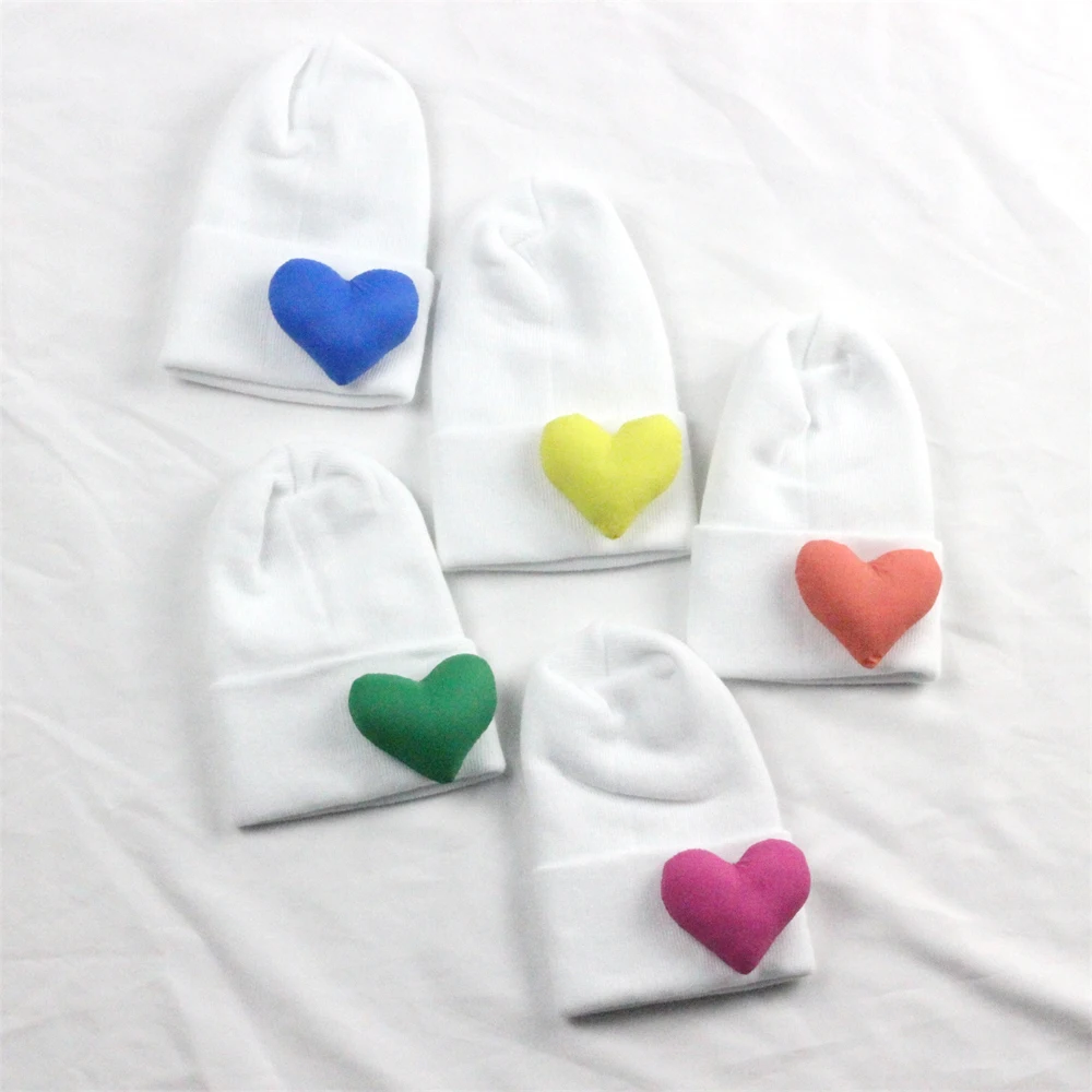 Вязаная шапка для новорожденных от 0 до 6 месяцев, вязаный чепчик белого цвета, детский головной убор, тюрбан, мягкий вязаный зимний чепчик, красочная кукольная шапочка в форме сердца
Вязаная шапка для новорожденных от 0 до 6 месяцев, вязаный чепчик белого цвета, детский головной убор, тюрбан, мягкий вязаный зимний чепчик, красочная кукольная шапочка в форме сердца