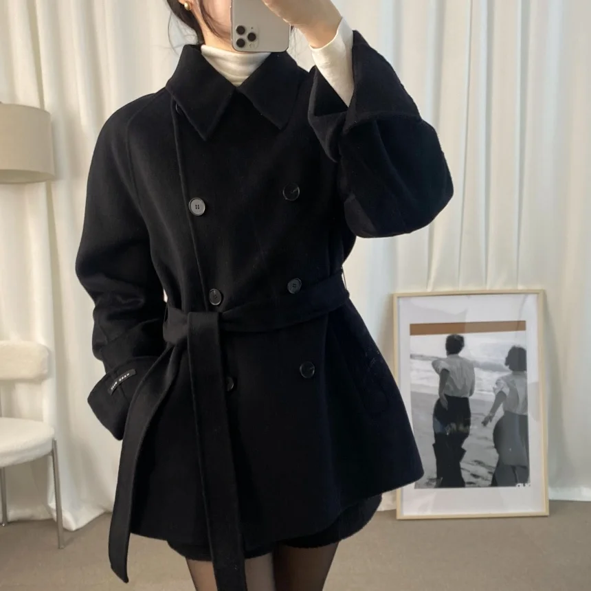 Ele шерстяное пальто для женщин, шикарное осенне-зимнее винтажное пальто с лацканами и двойной пуговицей для похудения, большой размер, пальто для поездок на работу
Ele шерстяное пальто для женщин, шикарное осенне-зимнее винтажное пальто с лацканами и двойной пуговицей для похудения, большой размер, пальто для поездок на работу