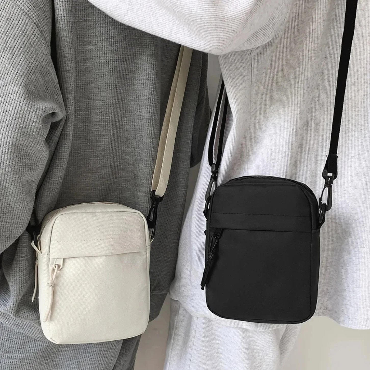 Canvas Women's Crossbody Bag Trend 2024 Oxford Shoulder Handbag Korean Solid Color Student Phone Bag Simple Shopper Bags Purse
Canvas Women's Crossbody Bag Trend 2024 Oxford Shoulder Handbag Korean Solid Color Student Phone Bag Simple Shopper Bags Purse