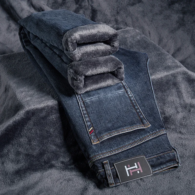 Зимние теплые джинсы, мужские эластичные тонкие прямые джинсовые брюки в стиле ретро, утепленные бархатные плюшевые брюки, модная повседневная мужская одежда
Зимние теплые джинсы, мужские эластичные тонкие прямые джинсовые брюки в стиле ретро, утепленные бархатные плюшевые брюки, модная повседневная мужская одежда