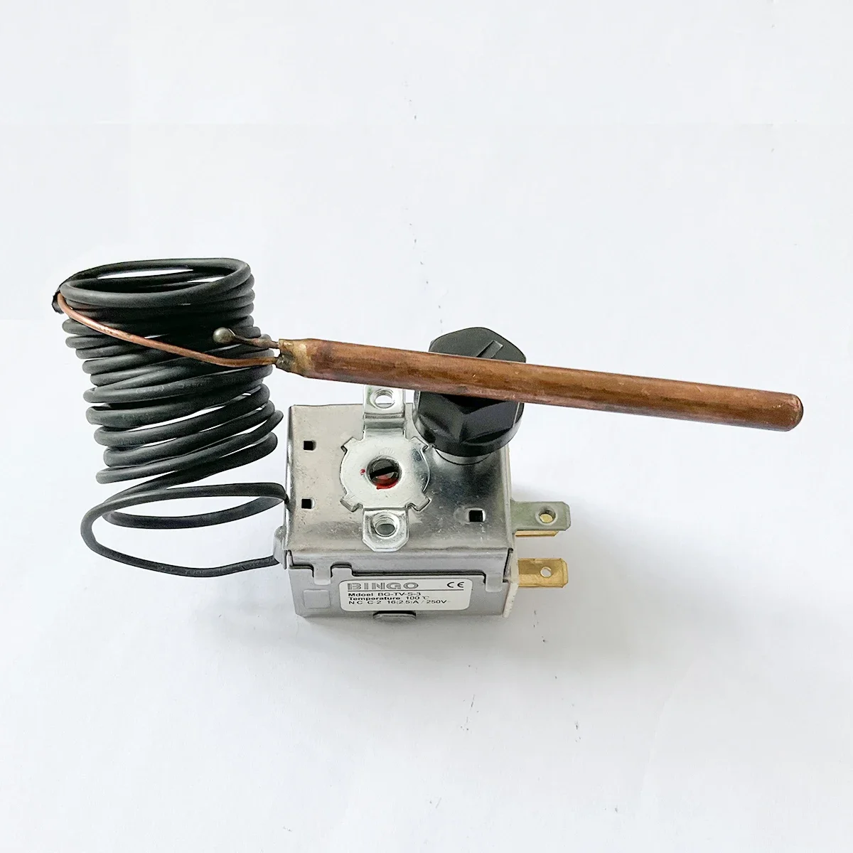 1 шт. механический регулируемый регулятор температуры
1 шт. механический регулируемый регулятор температуры