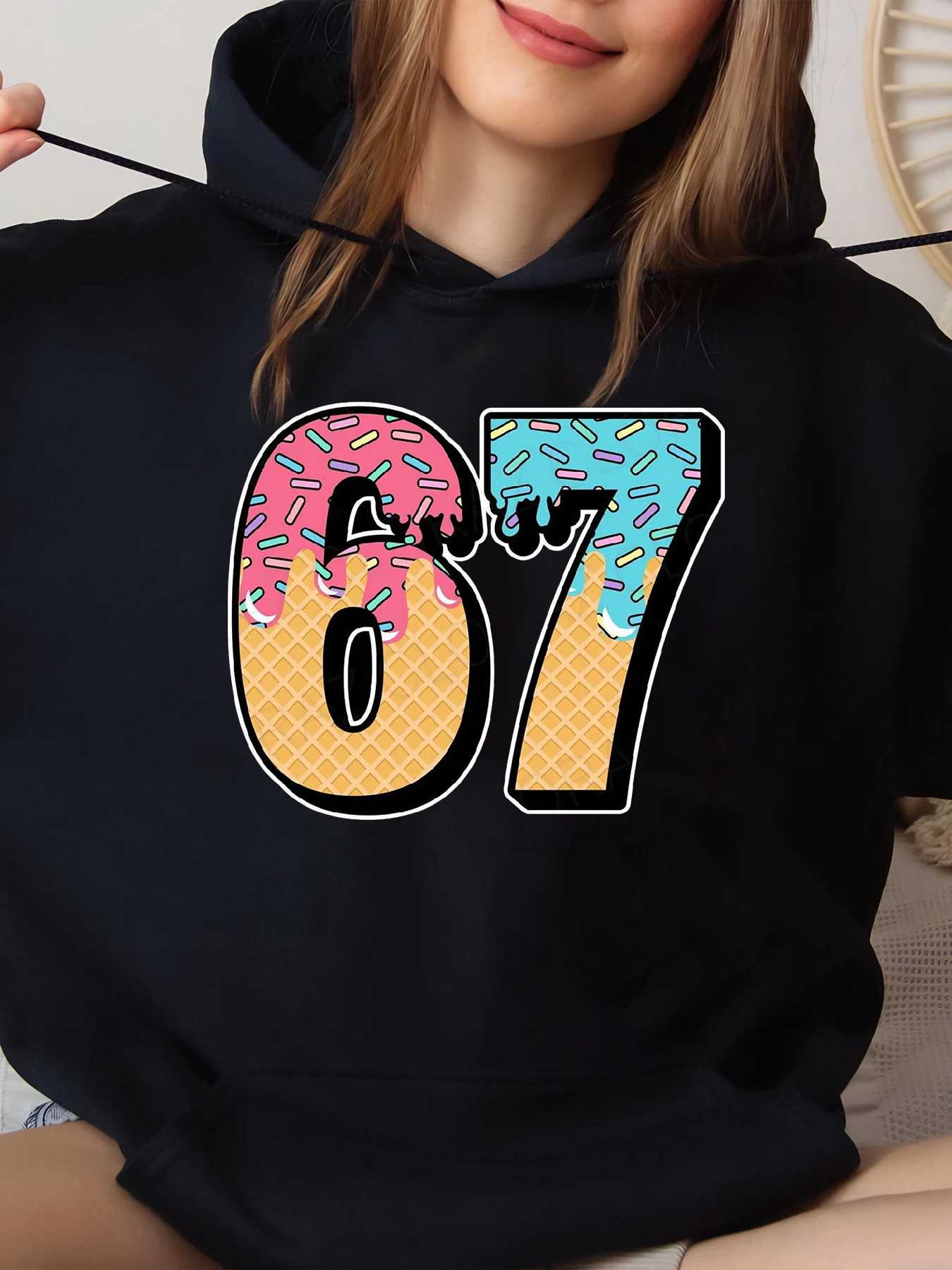 Толстовка с капюшоном на день рождения с принтом Donut Number 67, черная, большого размера
Толстовка с капюшоном на день рождения с принтом Donut Number 67, черная, большого размера