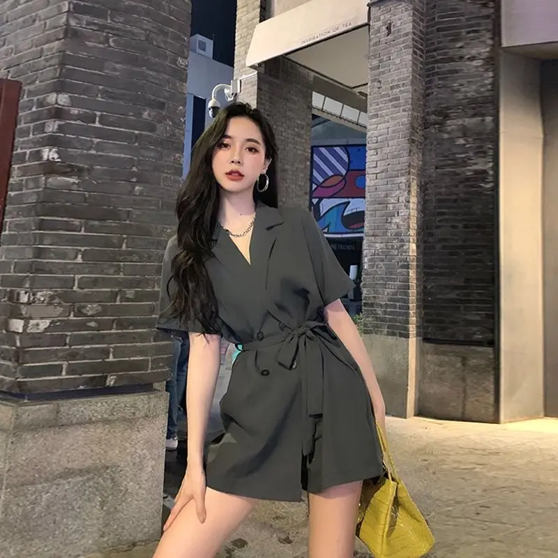 2022 New Summer Thin Section High Waist Loose Temperament Suit Wide Leg Jumpsuit Female Suit Jumpsuit Shorts Women Jumpsuits
2022 New Summer Thin Section High Waist Loose Temperament Suit Wide Leg Jumpsuit Female Suit Jumpsuit Shorts Women Jumpsuits