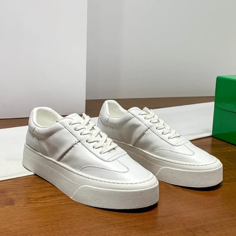 Minimalist Style Thick-sole Training Shoes Women Skate Shoes Genuine Leather Lace-up White Shoes Sports Casual Sneakers
Minimalist Style Thick-sole Training Shoes Women Skate Shoes Genuine Leather Lace-up White Shoes Sports Casual Sneakers