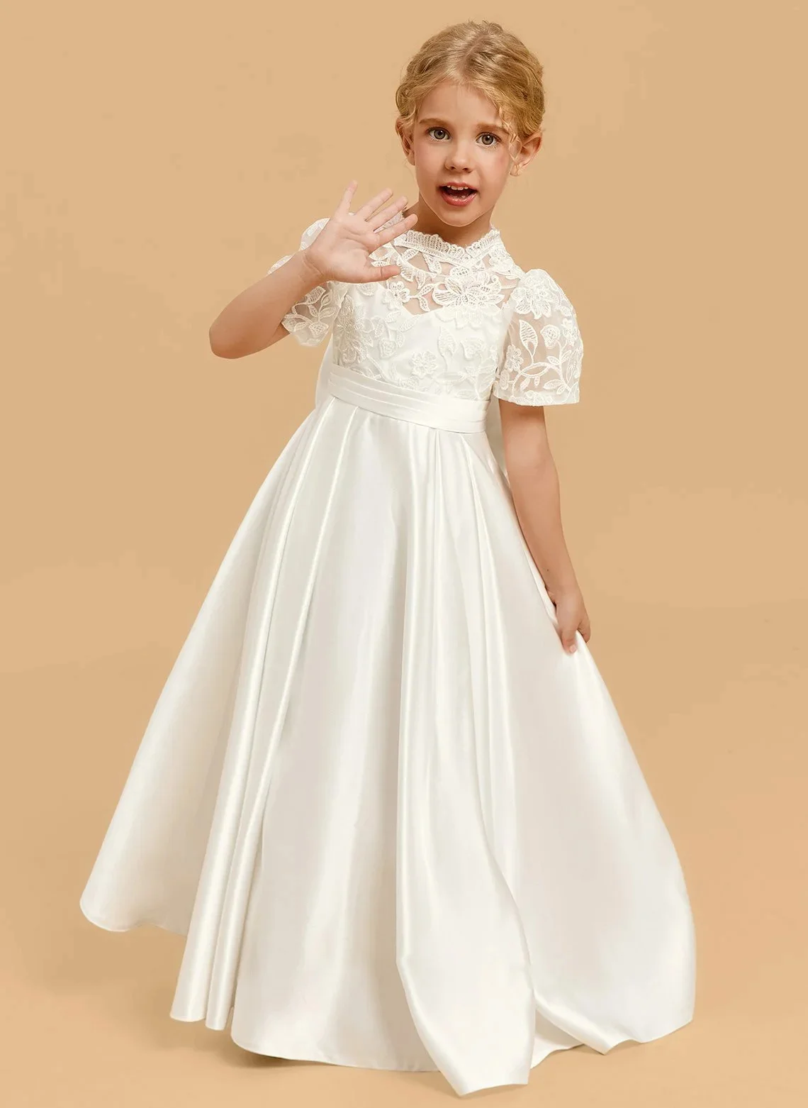Customized Satin Flower Girl Dresses For Wedding Short Sleeves With Bow Appliques Kids Birthday Party First Communion Ball Gown
Customized Satin Flower Girl Dresses For Wedding Short Sleeves With Bow Appliques Kids Birthday Party First Communion Ball Gown