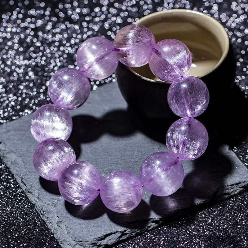 Natural purple bracelet, ice-grade old mine material, kyanite with fine lines, strong luster, clear body, cat-eye bracel
Natural purple bracelet, ice-grade old mine material, kyanite with fine lines, strong luster, clear body, cat-eye bracel