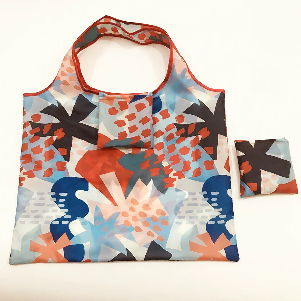 Рекламная складная квадратная сумка с принтом на заказ, портативная сумка-шоппер из полиэстера, экологически чистая, высококачественная, прочная сумка для хранения
Рекламная складная квадратная сумка с принтом на заказ, портативная сумка-шоппер из полиэстера, экологически чистая, высококачественная, прочная сумка для хранения