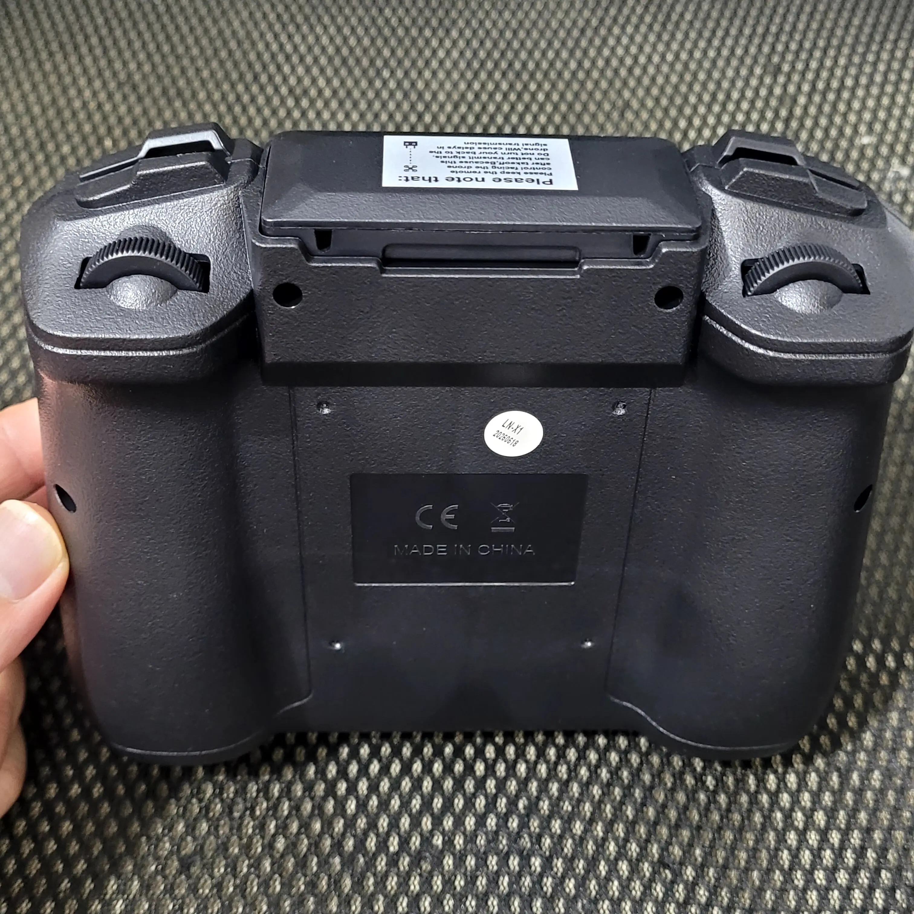 S-X1 MAX Screen Remote Controller Spare Part Original for LYZRC S-X1MAX Obstacle Avoidance Drone Quadcopter Controller Accessory
S-X1 MAX Screen Remote Controller Spare Part Original for LYZRC S-X1MAX Obstacle Avoidance Drone Quadcopter Controller Accessory