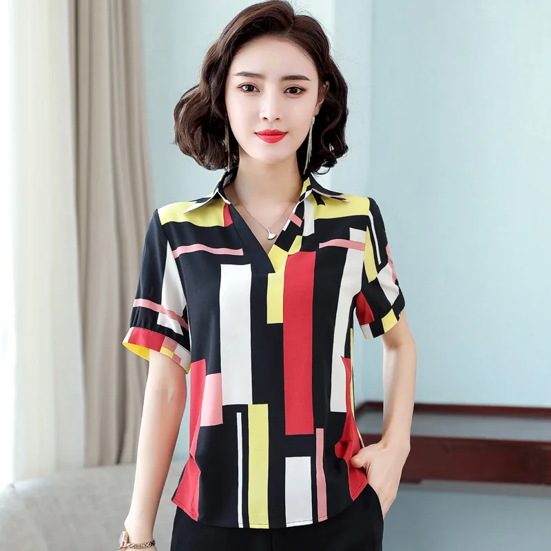 New Female Summer Trend Temperament Versatile Fashionable Printed Shirt Women'S Simple V-Neck Flesh Blocking And Slimming Top
New Female Summer Trend Temperament Versatile Fashionable Printed Shirt Women'S Simple V-Neck Flesh Blocking And Slimming Top