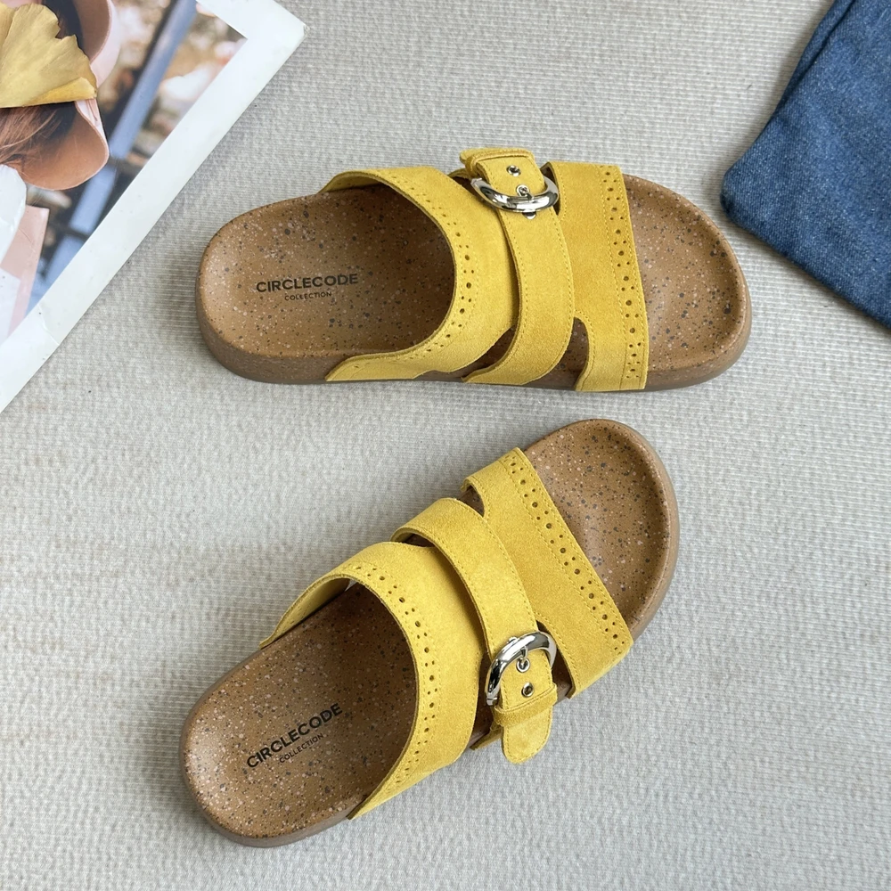 2026 New Women's Cork Footbed Slides Suede Adjustable Buckle Platform Sandals Casual Non-slip Flat Outdoor Beach Slippers
2026 New Women's Cork Footbed Slides Suede Adjustable Buckle Platform Sandals Casual Non-slip Flat Outdoor Beach Slippers
