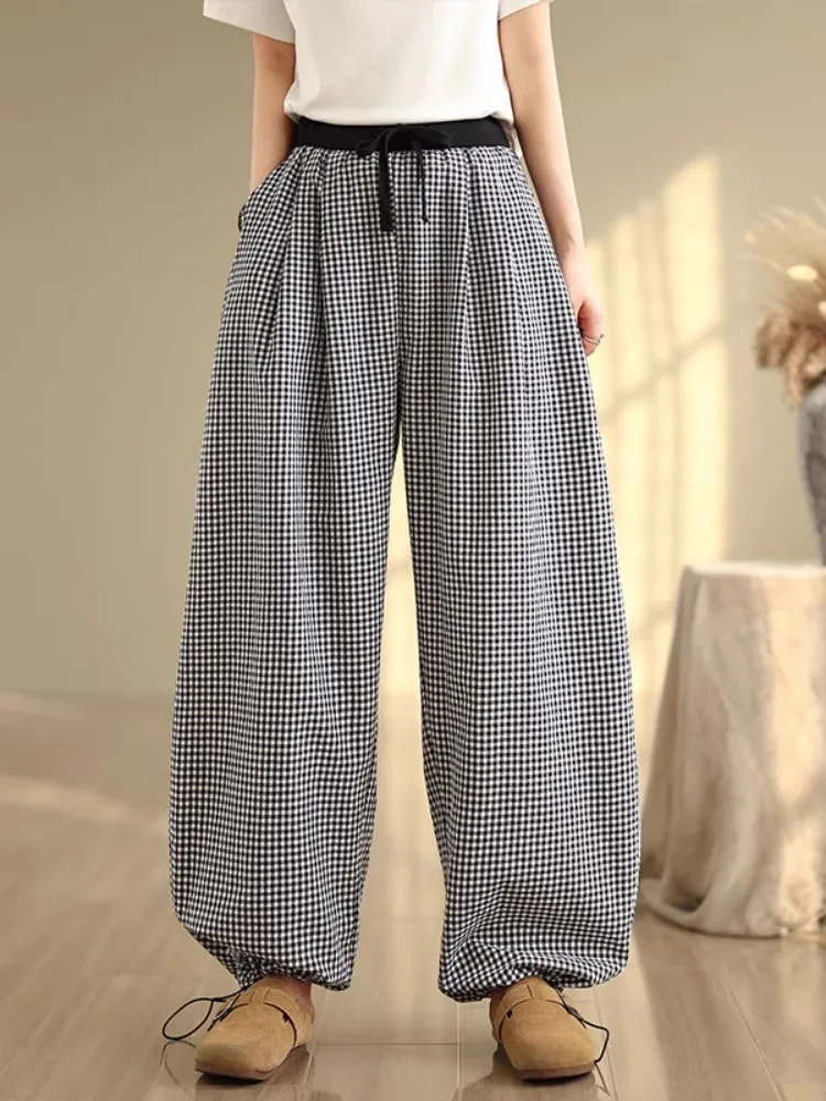 Retro Hit Color High Waist Plaid Women Trousers 2025 New Summer Casual Loose Drawstring Bloomers Office Lady Wide Leg Pants
Retro Hit Color High Waist Plaid Women Trousers 2025 New Summer Casual Loose Drawstring Bloomers Office Lady Wide Leg Pants